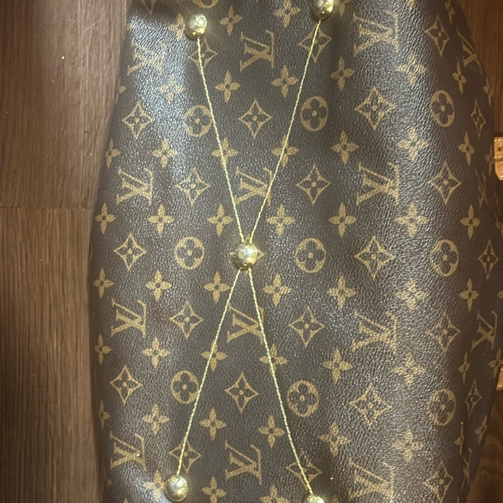 Authentic Louis Vuitton Tivoli GM Brown - Picture 3 of 16